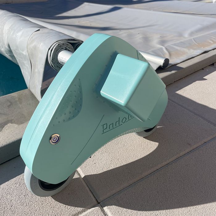 Avvolgitore automatico per coperture a barre piscina