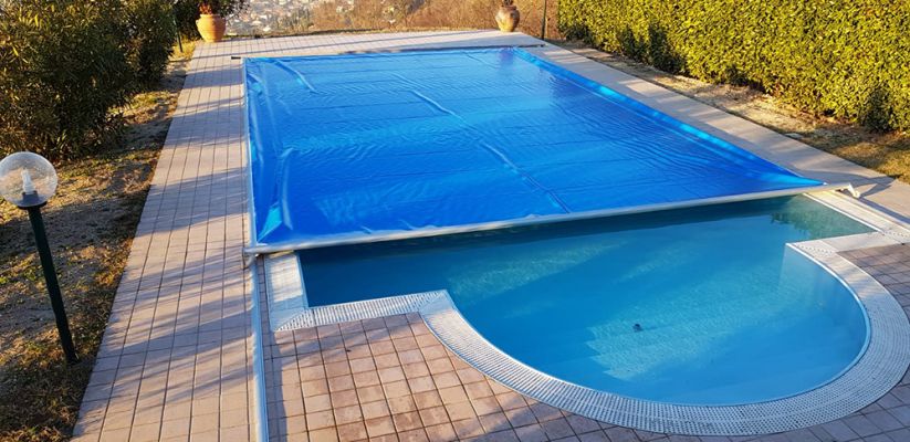 Foto clienti 0 - Copertura di Sicurezza per piscina Polartex<sup>®</sup> 4 SEASONS MIDDLETRACK automatica